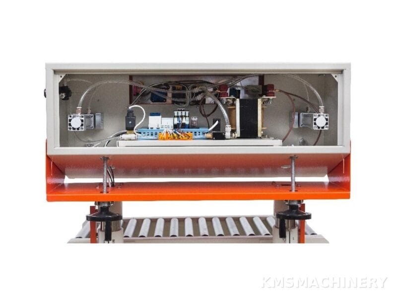 เครื่องซีลปากถุงสายพานต่อเนื่อง รุ่น QLF-900A ซีลกว้าง 900 มม.
